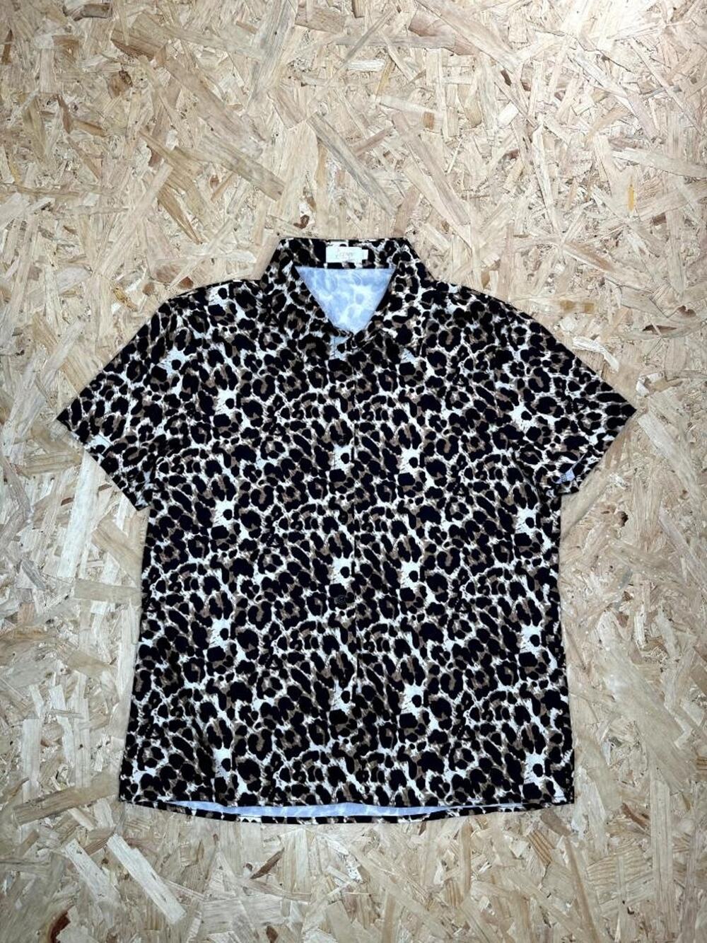 Leona Leopard Print Button Up Shirt Womens Large Short Sleeve Animal Pattern Top
